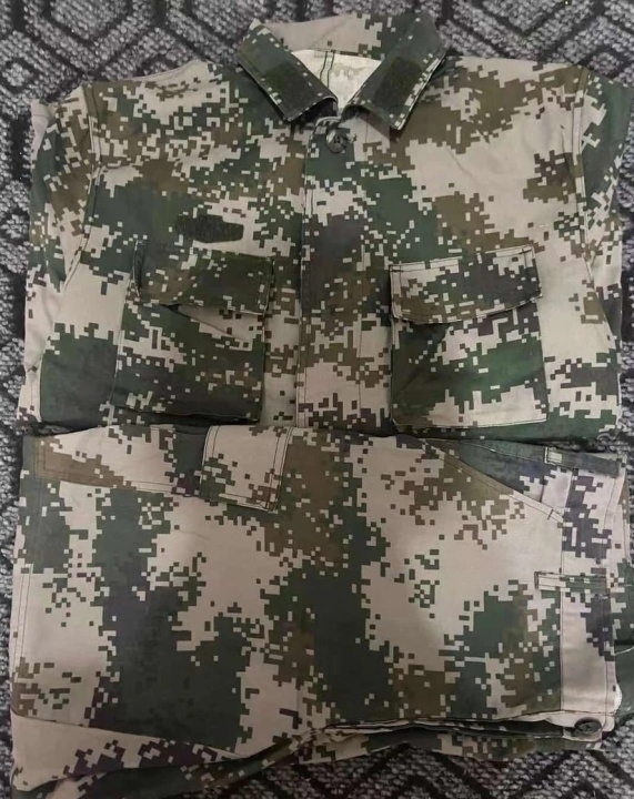 旧迷彩服 夏季工作服 八成新夏季工作服，上...