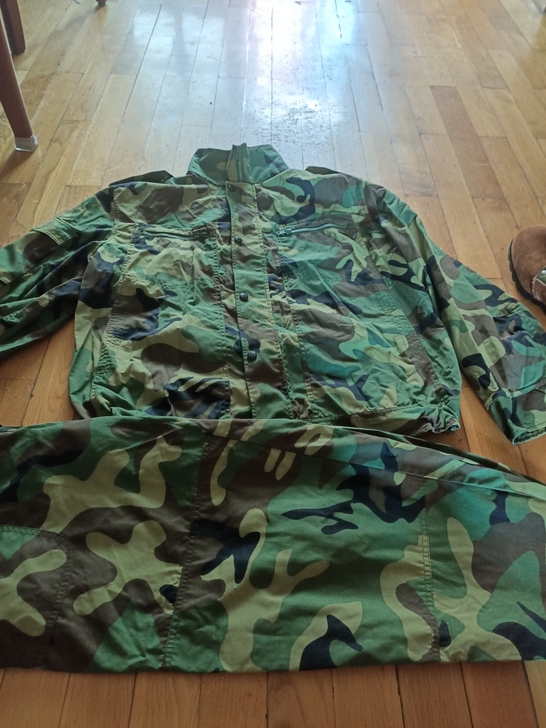 九五新编上表演服，一七0左右适穿，保正品，...