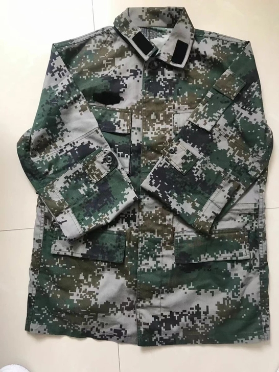 二手迷彩工作服，结实耐用，质量保证！
