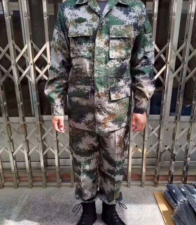 包邮二手迷彩服套装男耐磨夏季工地电焊服学生...