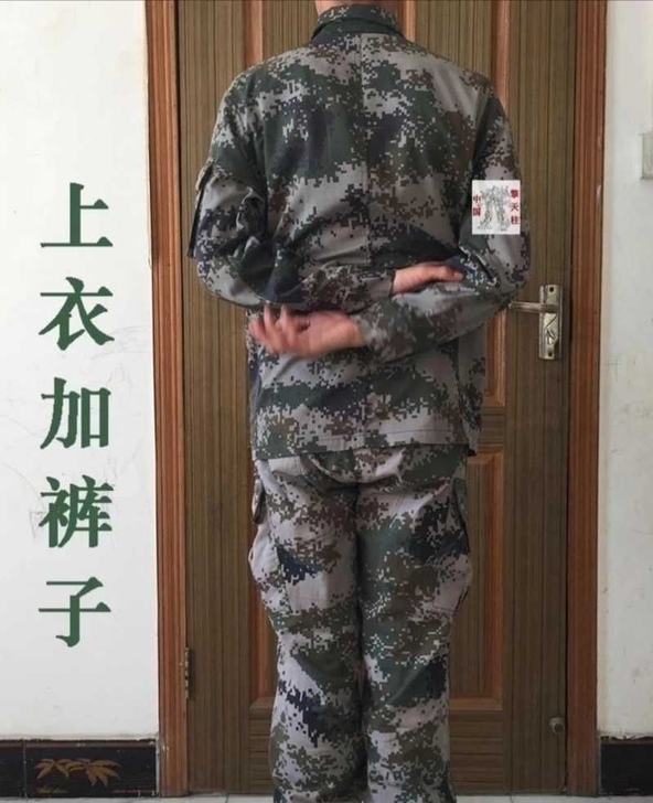 工作服，上衣加裤子一套55元，包邮，尺码齐...