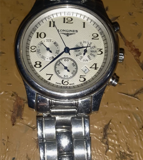 浪琴表,GF。月针坏,其余完好,走时准确 ...