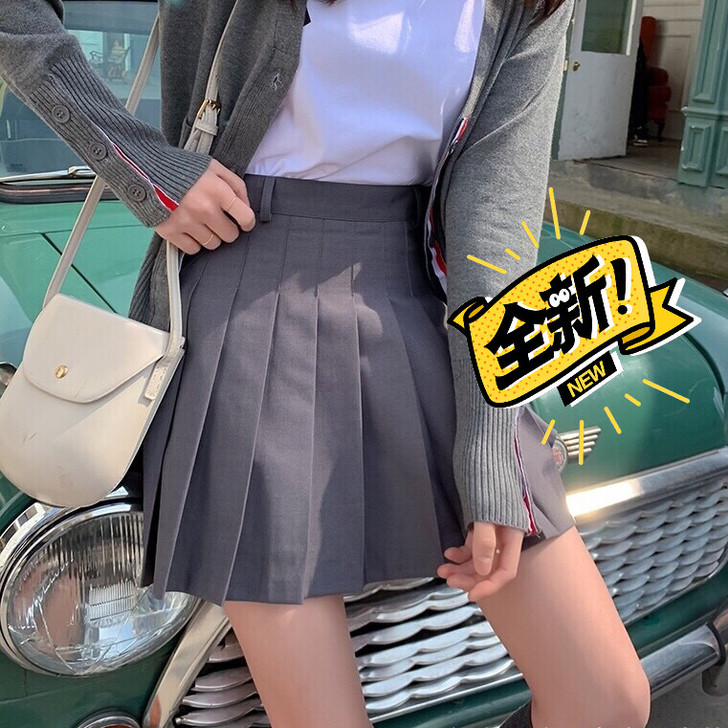 灰色百褶裙！灰色真的好看而且高级啊yyds...