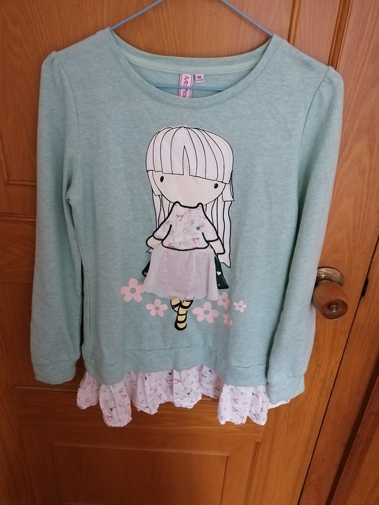 可爱卡通动漫T恤，偏厚，拼梭织裙脚印花长袖...