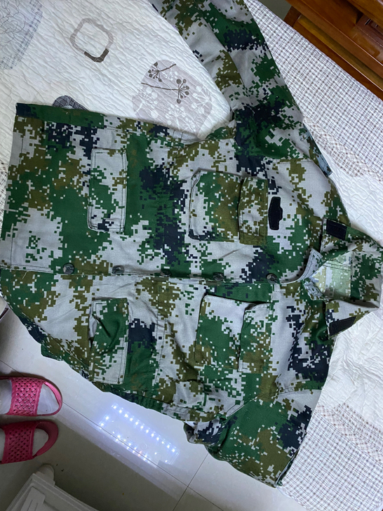 军训服，175帽子鞋裤子外套腰带都有。80...