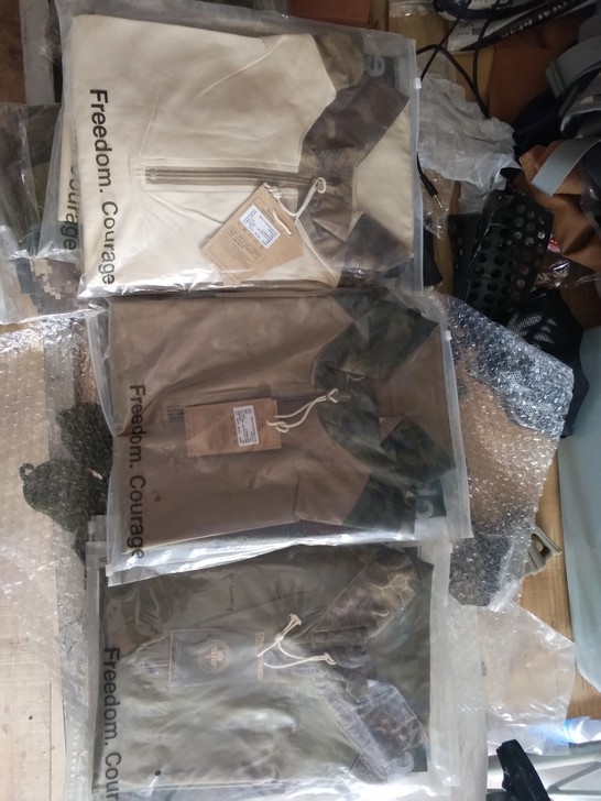 酋长正品蟒纹迷彩短袖蛙服 捡漏49一件 比...