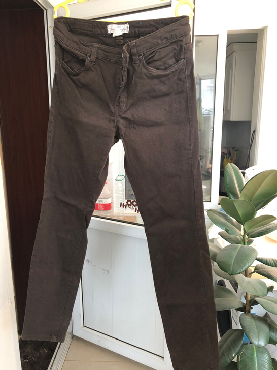 直筒裤，HM购入，尺寸如图，不退换，请慎入。
