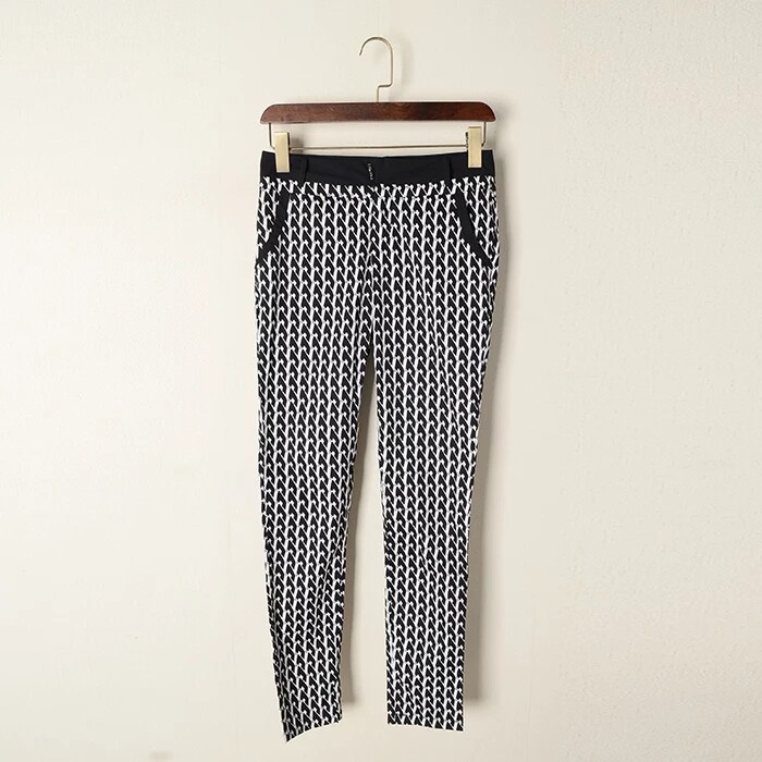 全新，千鸟格长裤，薄款，165码，全新带吊...