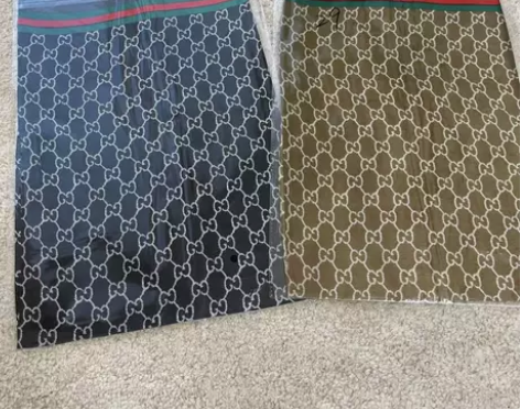 超牛货 女款 客供素绉缎 印花 真丝 披...