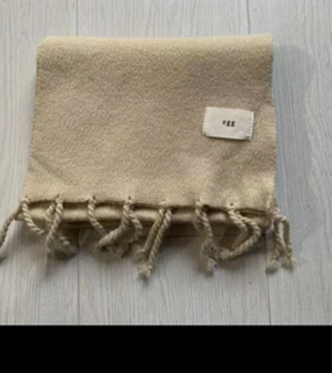 围巾 感兴趣的话点“我想要”和我私聊吧～