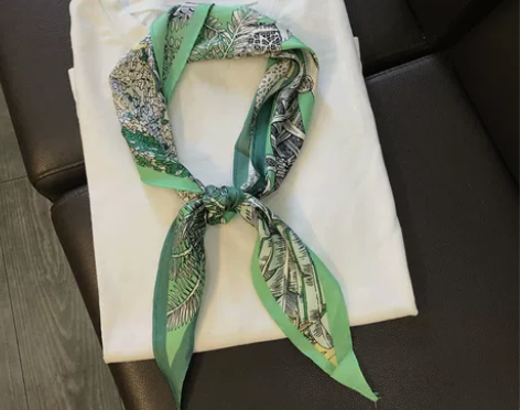 外贸出韩国绿色森林狮子复古小丝巾春秋装饰围...