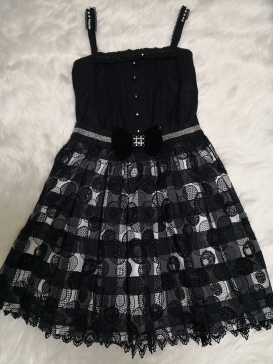 JUSTRED吊带连衣裙，台湾知名品牌，春...