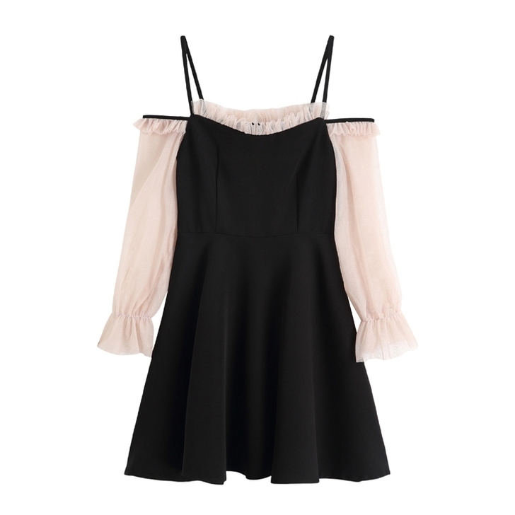 #全新  大码文艺复古露肩木网纱袖连衣裙仙...