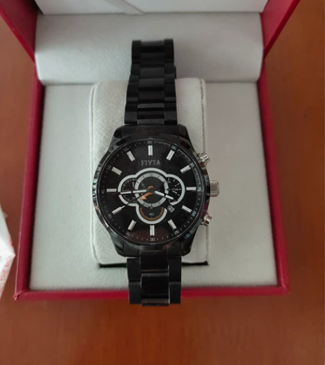 飞亚达手表，99新，买了一共戴不到半个月，...