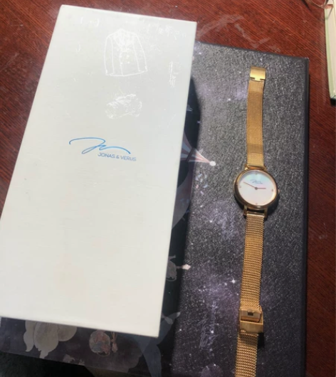 飞亚达手表 维路时，玫瑰金，买回来没怎么带...