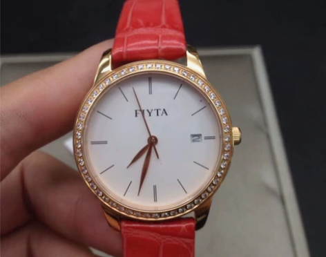 飞亚达女士镶钻手表，蓝宝石镜面带日历，盘面...