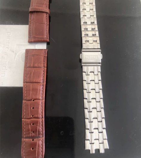 闲置两条表带 一条全钢飞亚达表带 一条纯皮...