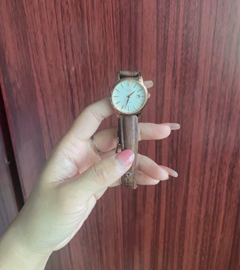 飞亚达女士手表 正品保证 出闲置  可小刀...