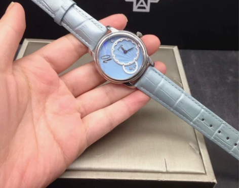 飞亚达女士手表!盘面直径3.6厘米,换了条...