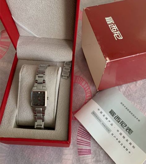 罗西尼手表女款链石英表 感兴趣的话点“我想...