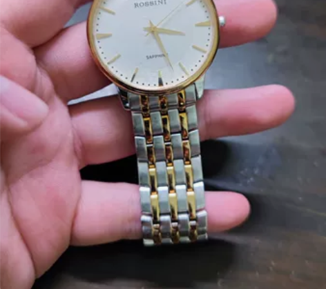 罗西尼手表 以前家里人送的 没电池了 换个...