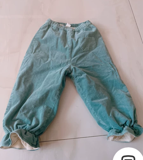 女童内里加绒裤子 裤脚松紧口  实体店购入...