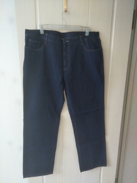 全新男款牛仔裤