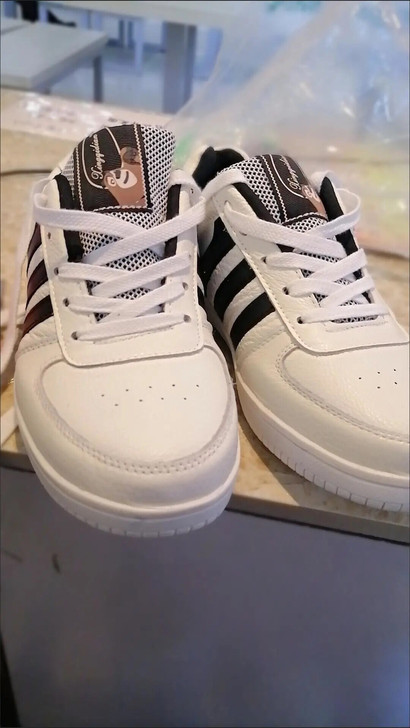 撤店处理几双头层牛皮软底休闲鞋