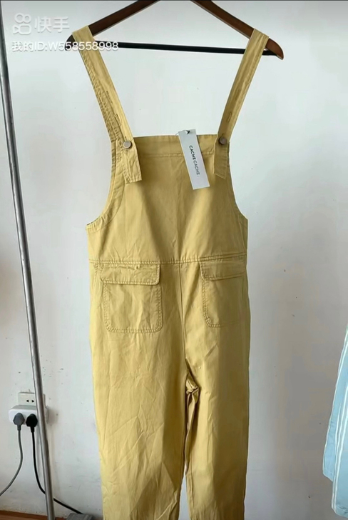 全新连体裤质量很好，墨迹勿扰，低价出，不退...