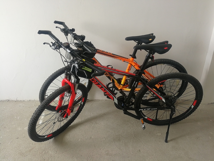 半价出两台捷安特ATX700山地自行车，中...