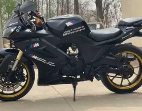 川崎H2小忍者地平线R3v6摩托车250cc350/400公... 川崎H2小忍者地平线R3v6摩托车250cc350/400公...