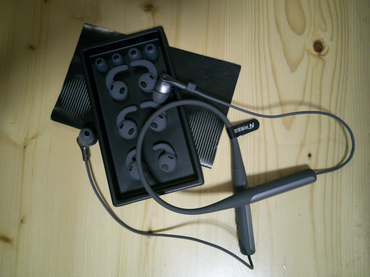 网易智造X5降噪耳机