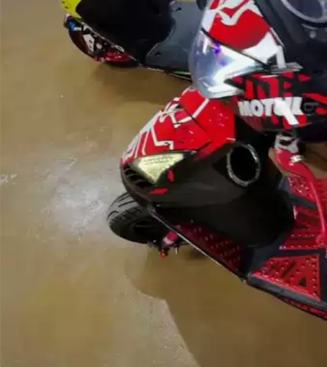 战速电摩，瑞雀144仓，4拉2，拉花电镀都...