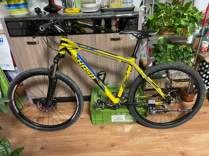 组装买菜车24速。