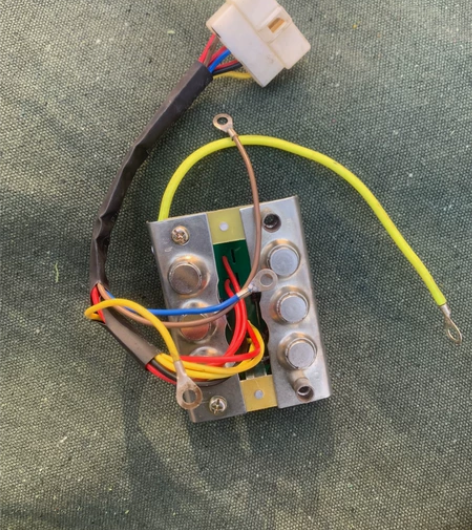 挎子摩托车整流器 长江750整流器 全新摩...