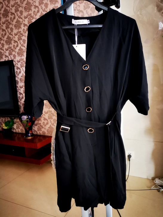 全新HS韩国订制家黑色垂感连体裤