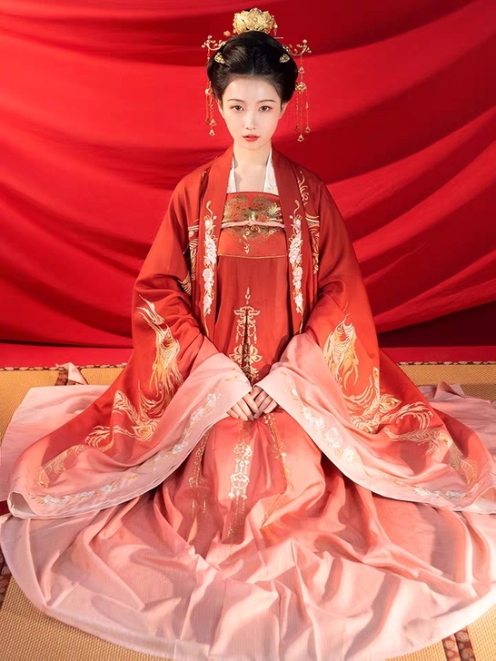 出重回汉唐剑三联名款婚服嬿婉同心女款大全套