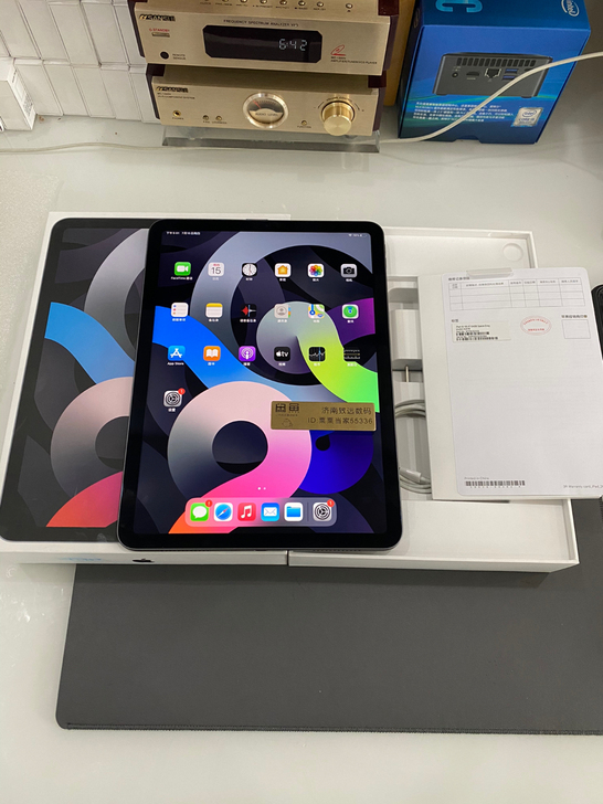 20款iPad Air4 64G国行深空灰...