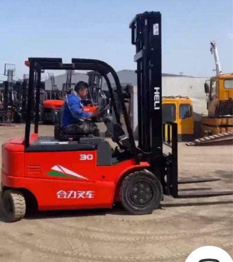 合力3吨电动叉车，升高4.5米，带左右侧移...