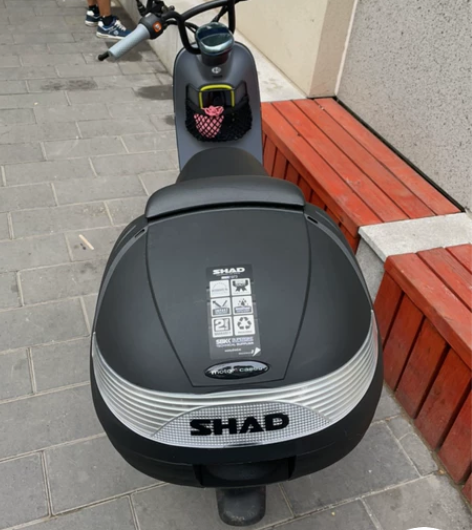 九号110p开了6600公里，加装后坐尾箱...