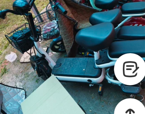 本田电动车，九成新，6月底购买的，北京房山...