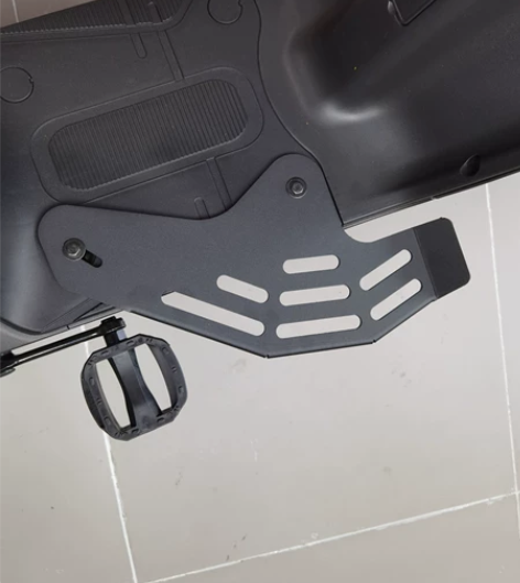 本田电动车前踏板，完美避开脚蹬。新大洲本田...