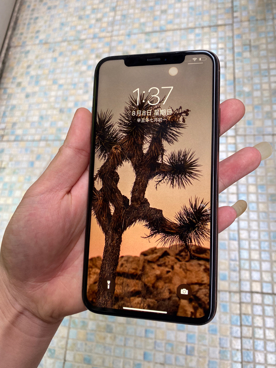 苹果iPhone11promax靓机值得拥...