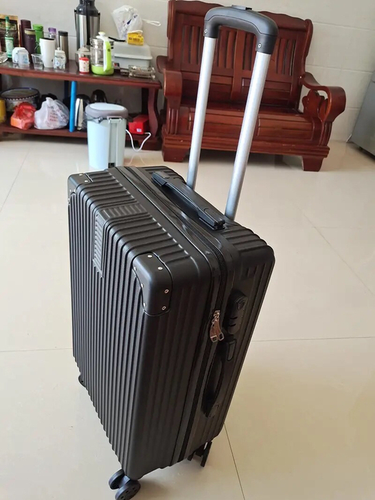 闲置转让一个拉杆箱行李箱26寸