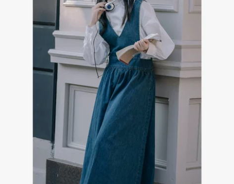 复古气质显瘦牛仔背带裙女秋装