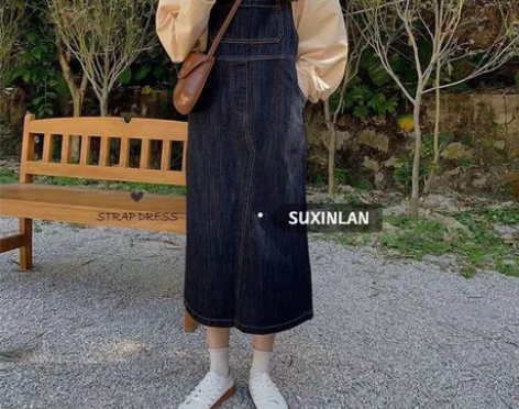 背带裙  没穿过 仅试穿了一下 感兴趣的话...