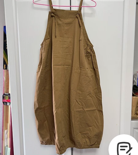 日系森系背带裙，比较有设计感，全新带吊牌 ...