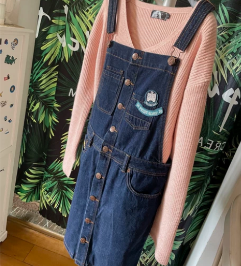 全新专柜大品牌正品好版型休闲牛仔背带裙贴布...