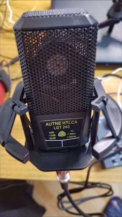 【店面关门清货】方块麦克风直播声卡 手机电...