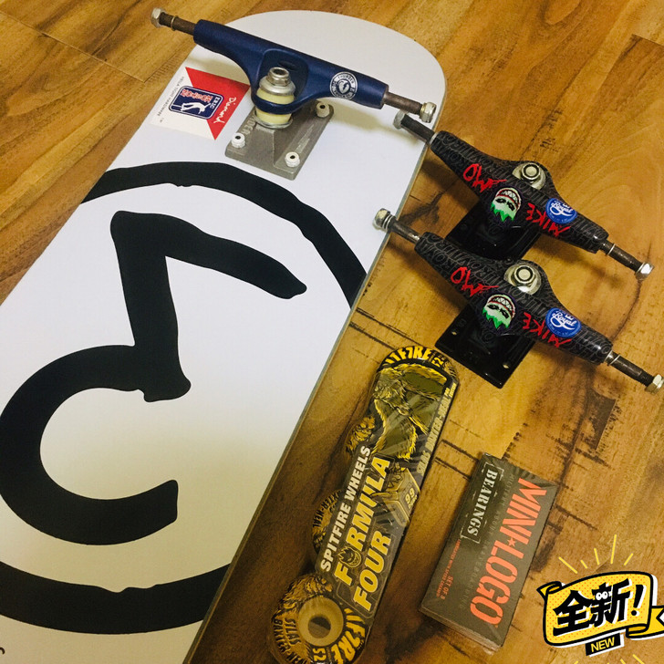 出几样滑板的东西